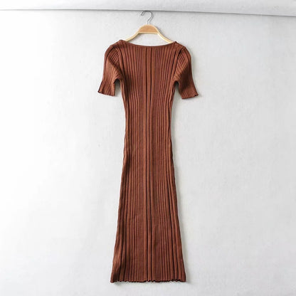 Tarynn – Robe Tendance à Coupe Moderne et Manches Courtes